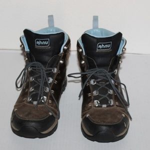 Ahnu hiking boots vibram bottoms waterproof size 8